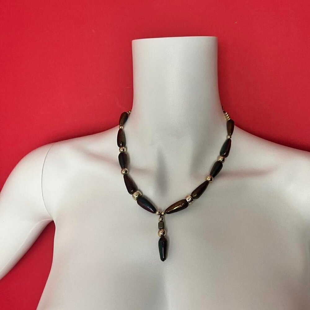 Handmade y2k necklace with chromatic beads 🖤🩷